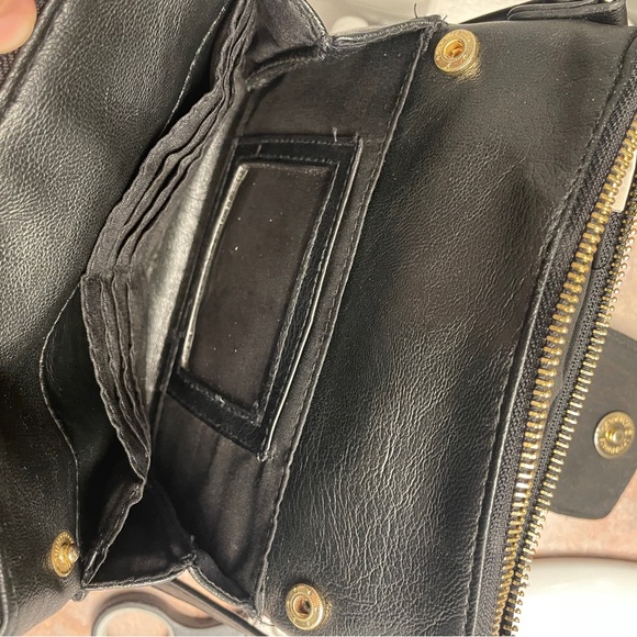 Black Crossbody Bag - Picture 5 of 8